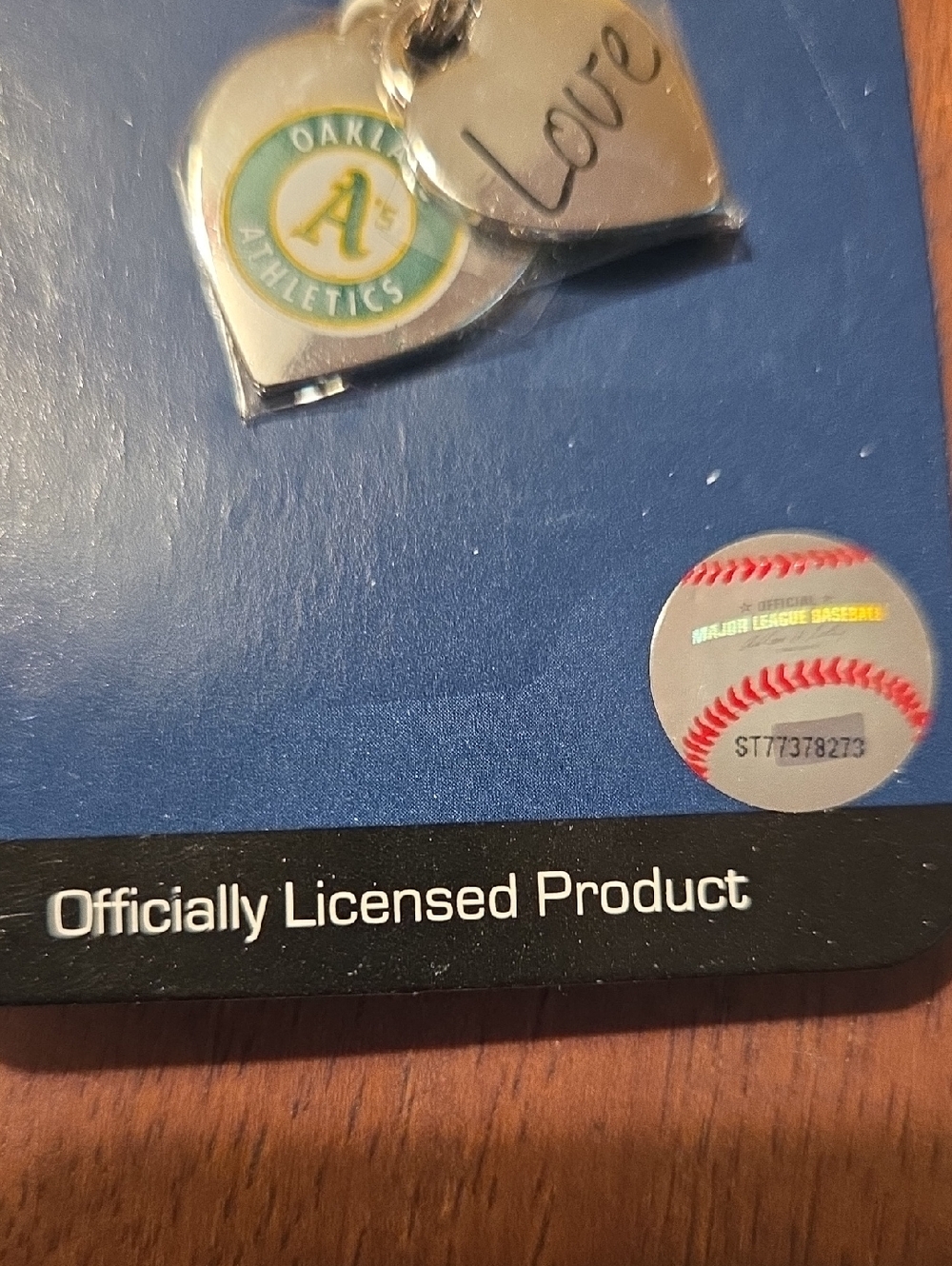 Oakland Athletics Necklace - Picture 3 of 4